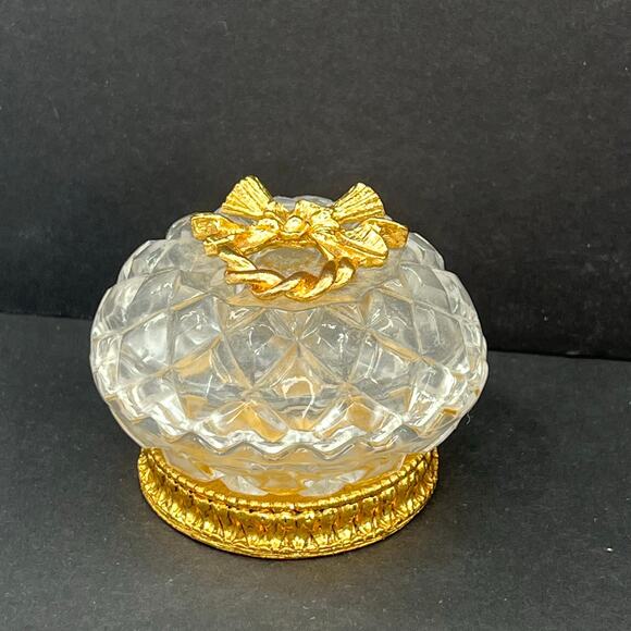 Stylebuilt trinket box, 24K gold plated and a crystal or glass top. - Picture 4 of 6